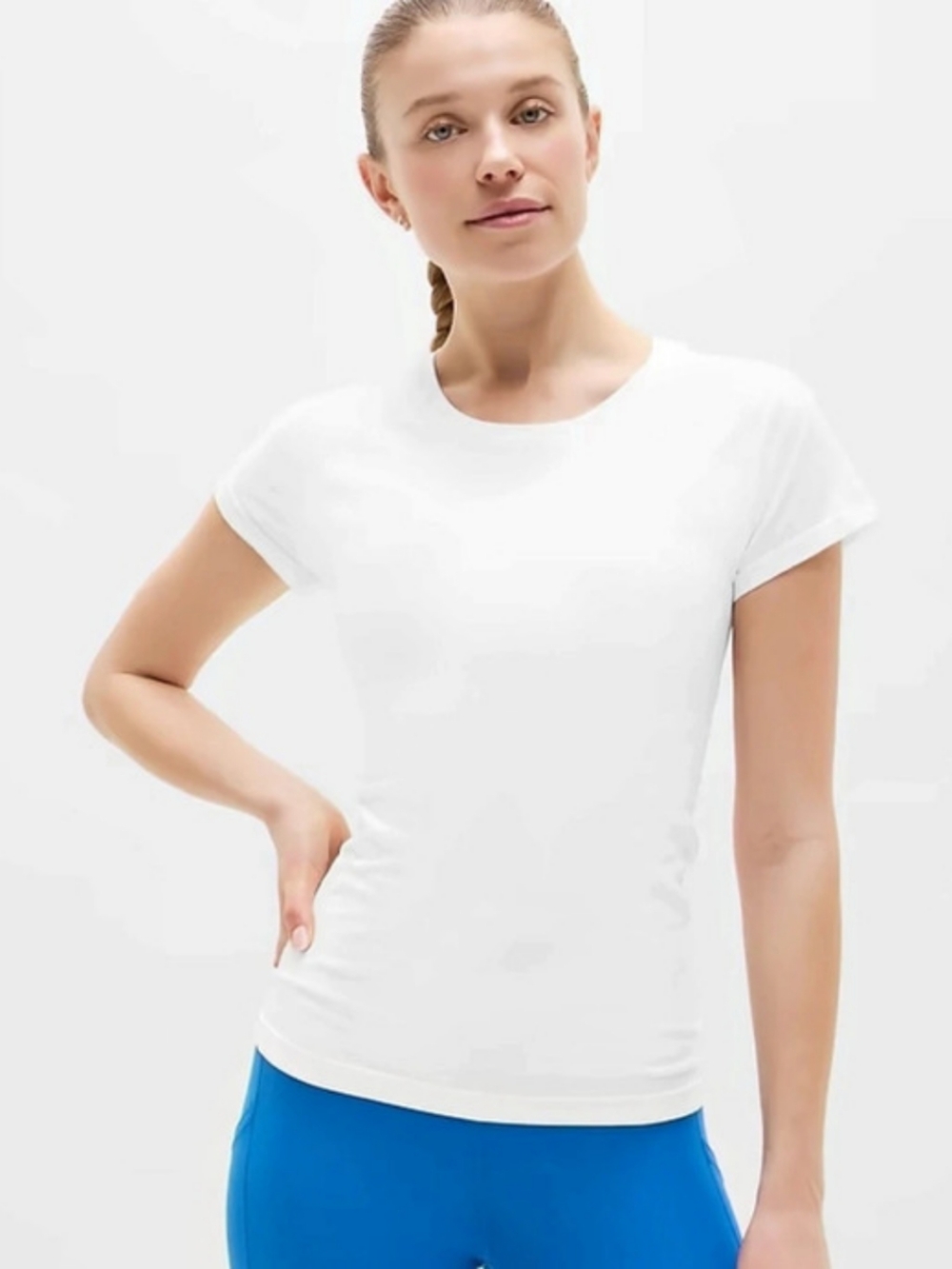 Athleta Short Sleeve T-Shirt in White Size XS